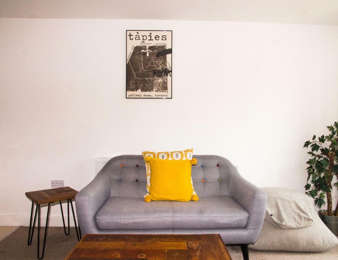 Impressive Urban Townhouse - Leeds Centre *