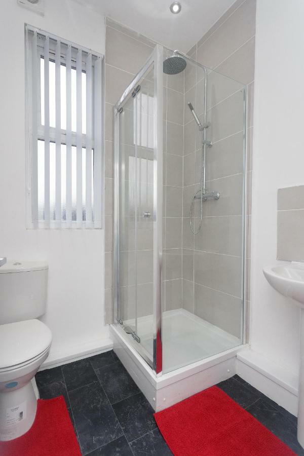 Leeds House Apartment *