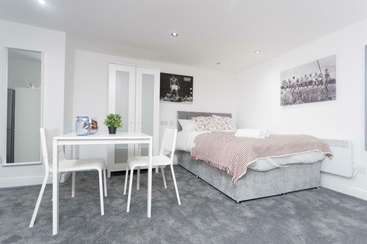 Leeds House Apartment *