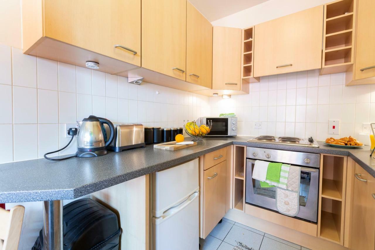 The Point Apartment, Leeds City Center