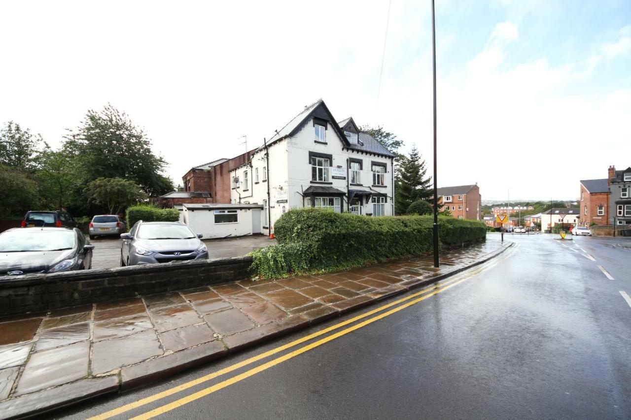 Avalon Bed & Breakfast Leeds (West Yorkshire)