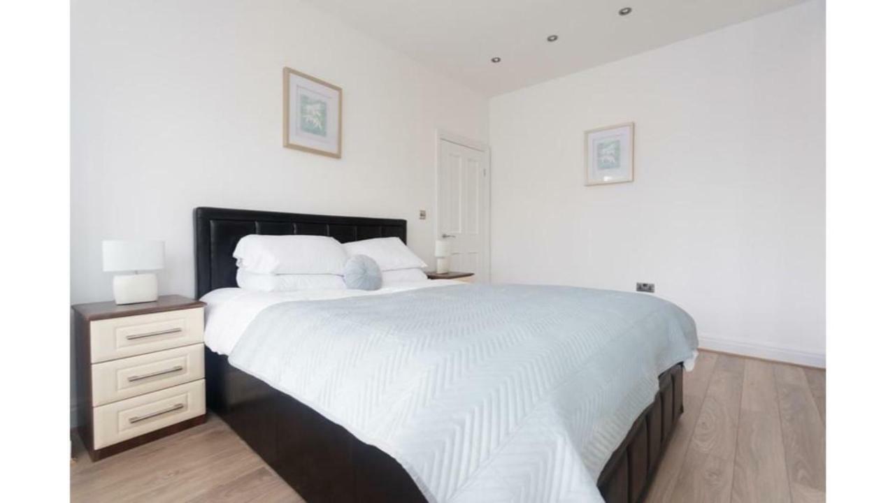 Montagu House Holiday home Leeds (West Yorkshire)