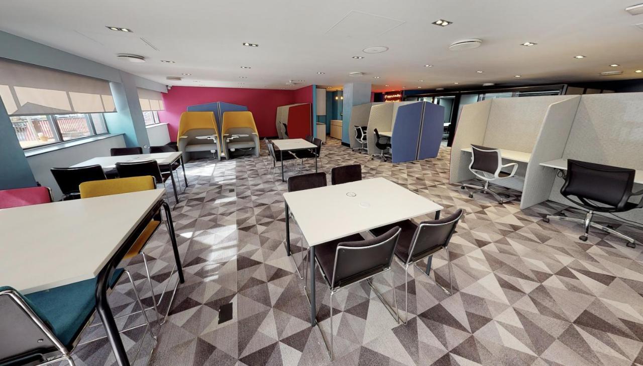 Hotel Village Leeds North