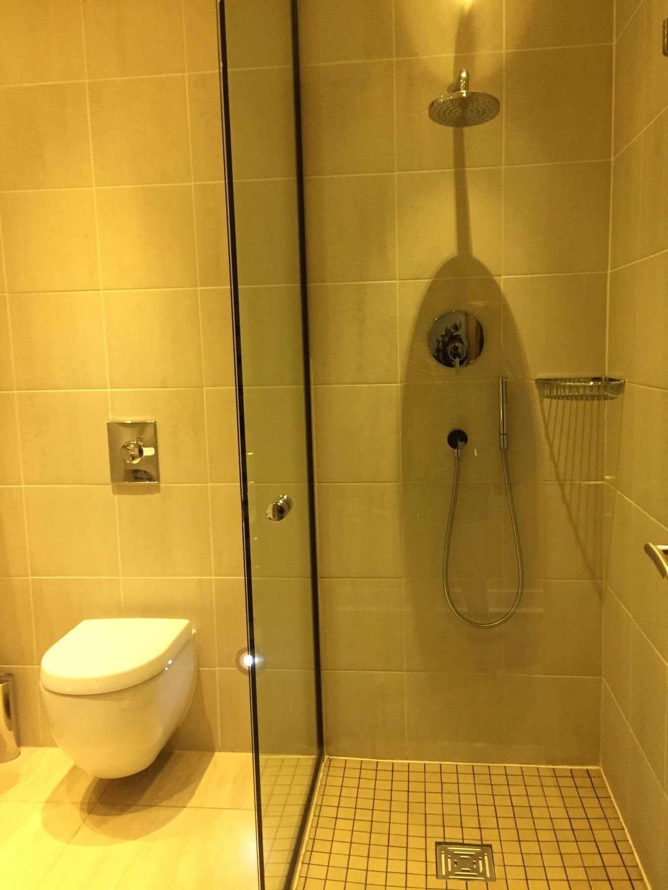 Quebecs Luxury Leeds (West Yorkshire)