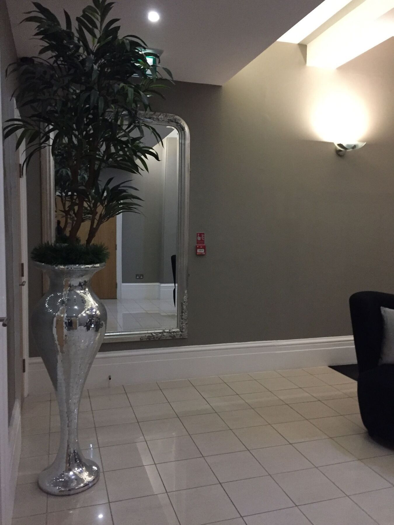 Quebecs Luxury Leeds (West Yorkshire)