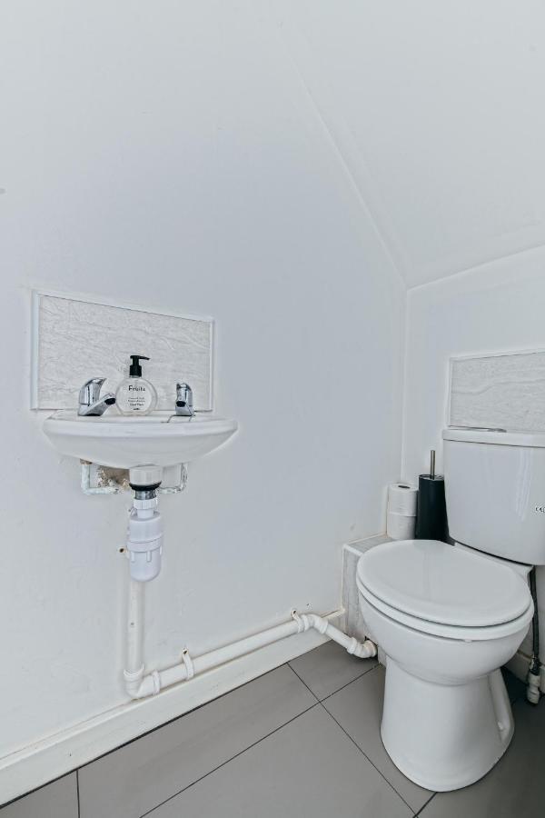 Sutton Residences Holiday home *