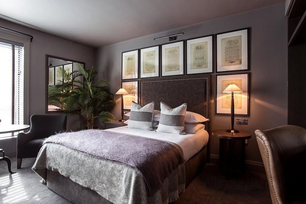 Dakota Hotel 5*