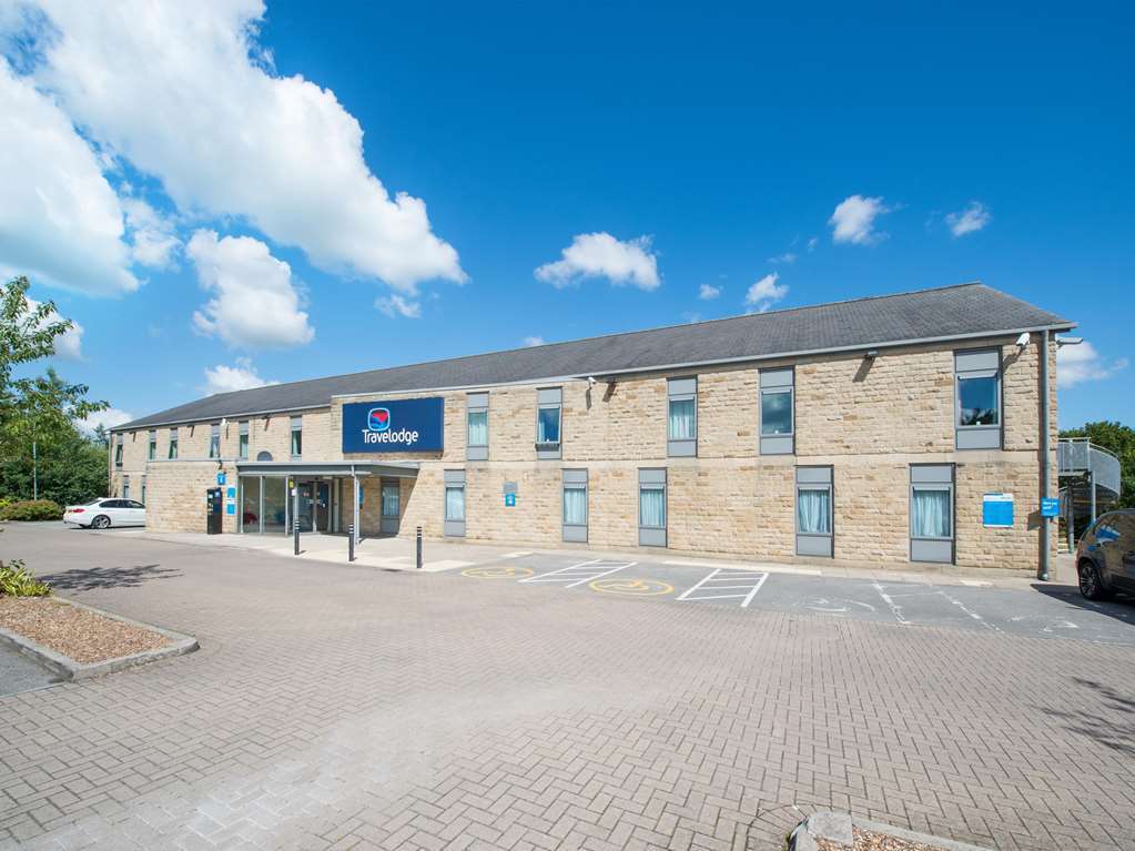 Travelodge Leeds Bradford Airport 3*