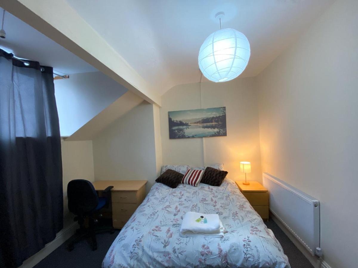 Sky Emerald House Leeds City Bed & Breakfast Leeds (West Yorkshire)