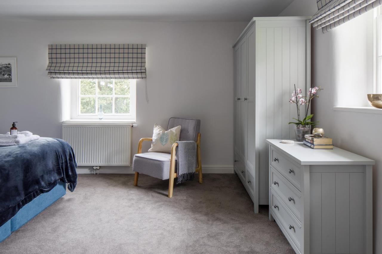Carr House Apartment *