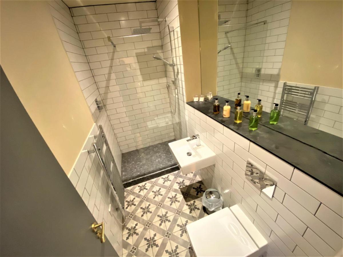 The Scott At Claremont Serviced *