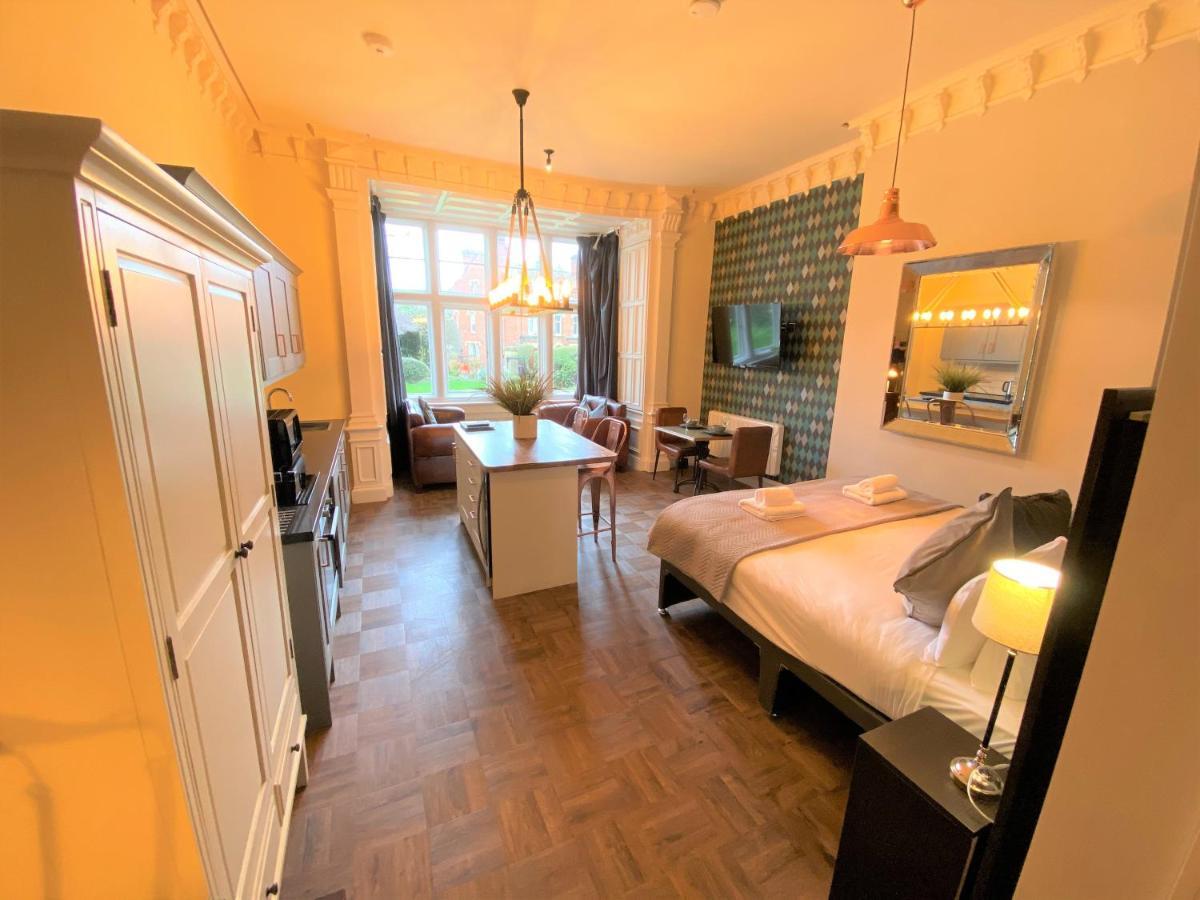 Apartment The Scott At Claremont Serviced