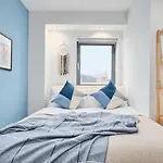 Large Duplex Penthouse - Parking