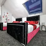 *11Br* Setup For Your Most Amazing Relaxed Stay + Free Parking + Free Fast Wifi *