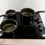 1 Bed Apt Close To Leeds Arena Sleeps Up To 4 People F4