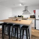 Luxury Lower-Level One Bed Apt