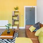 The Corson At Claremont Apartments