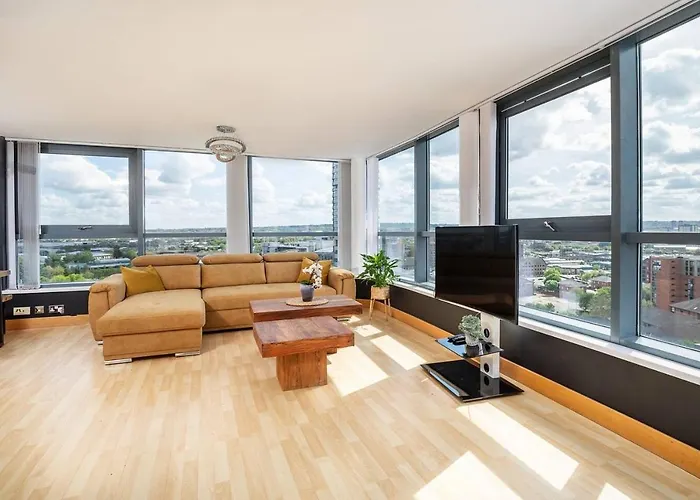 The Exquisite Penthouse Of Leeds - Sleeps 8