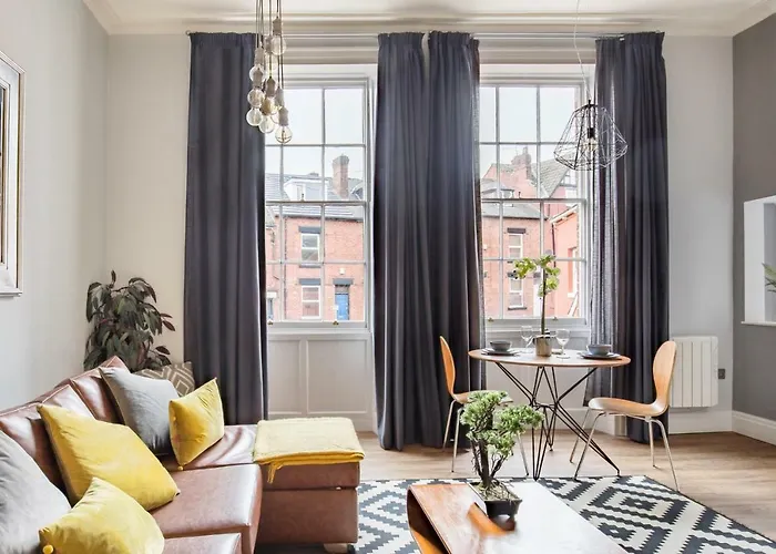 The Corson At Claremont Apartments