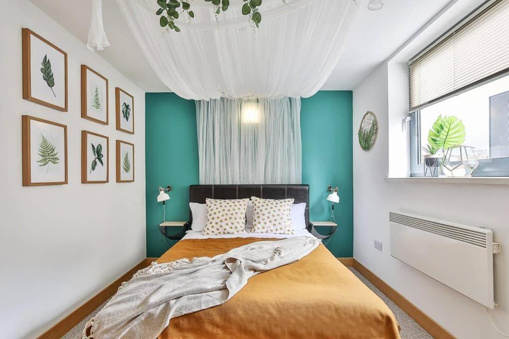 The Exclusive Gem Of Leeds - Sleeps 8 *