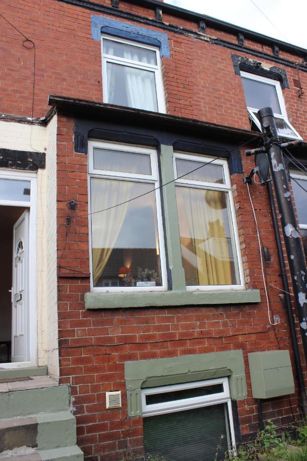 Advo Stadion Leeds Guest Hotel Holiday home Leeds (West Yorkshire)
