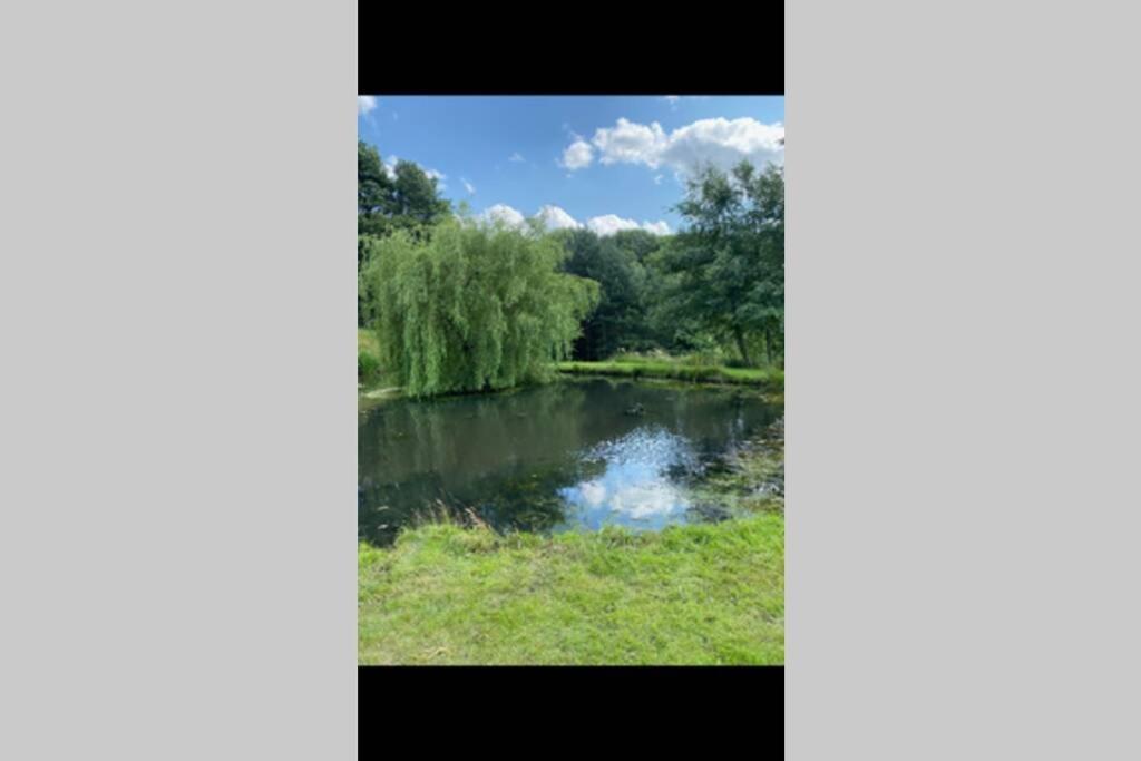 Holiday home Coach House, 5.8 Acres With Hot Tub And Lake Leeds (West Yorkshire)