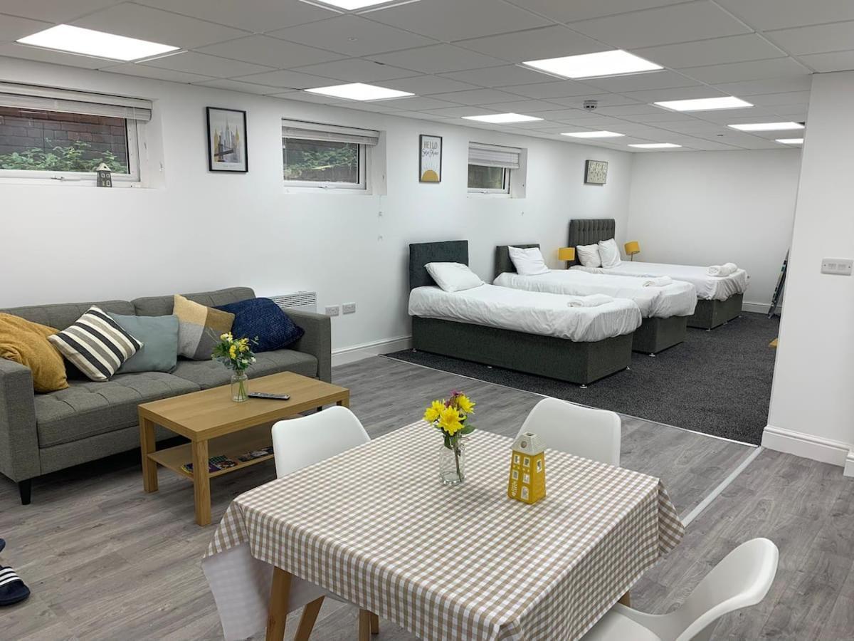 Apartment Huge Close To Centre With Free Secure Parking Leeds (West Yorkshire)