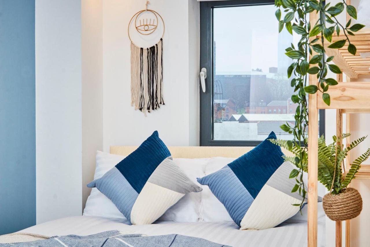 Large Duplex Penthouse - Parking *