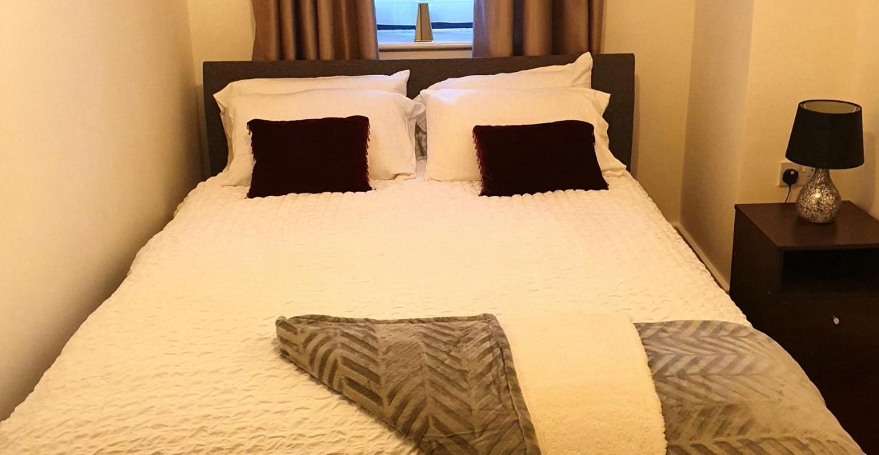 Serviced Apartment