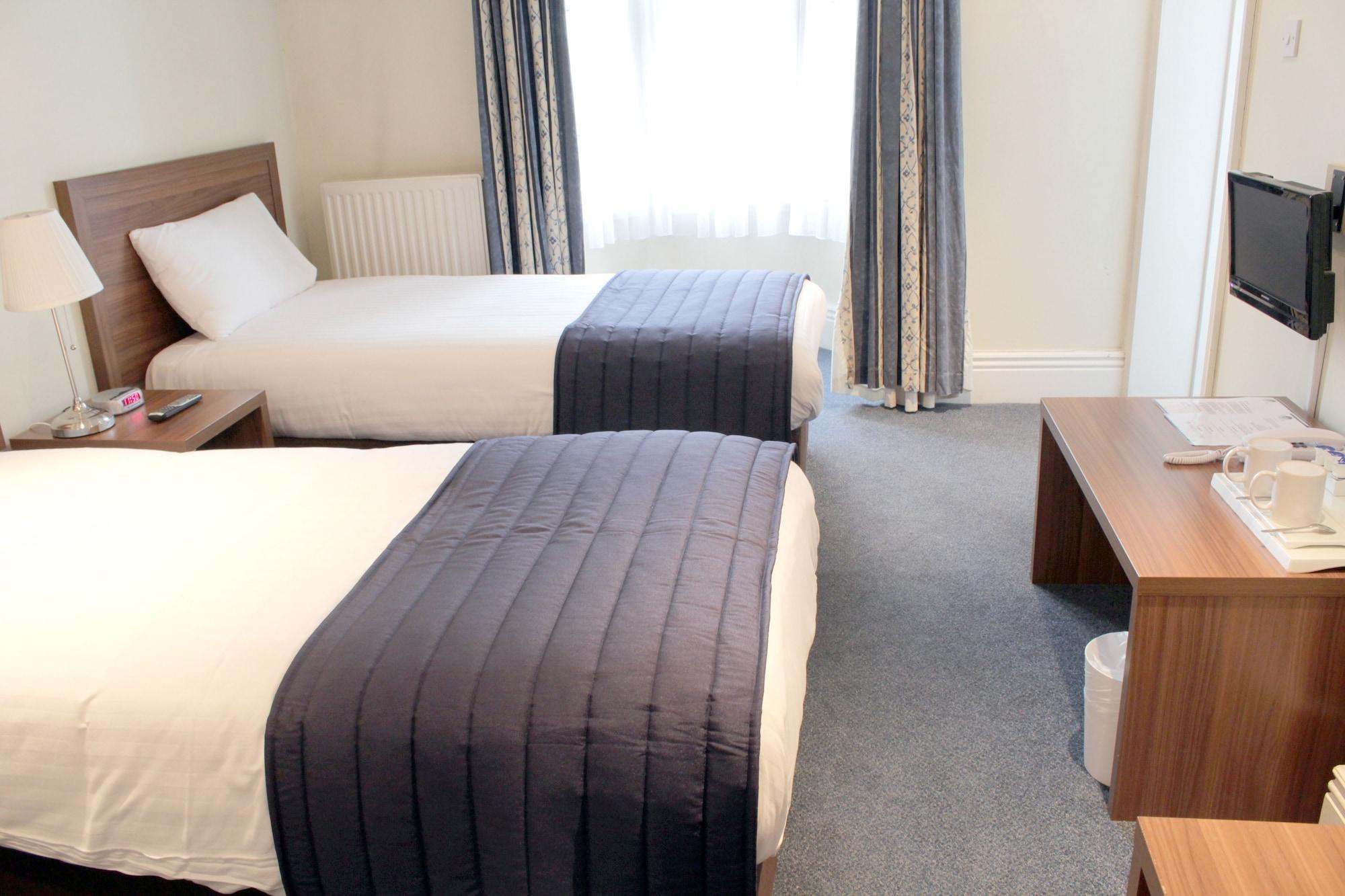 Discovery - Leeds Hotel