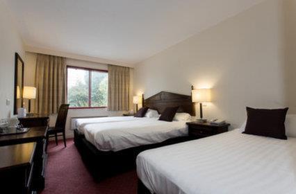 Britannia 3*
