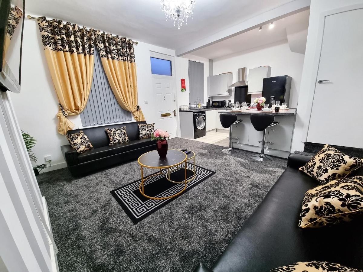 *11br* Setup For Your Amazing Relaxed + Free Parking + Free Fast Wifi * Leeds (West Yorkshire)