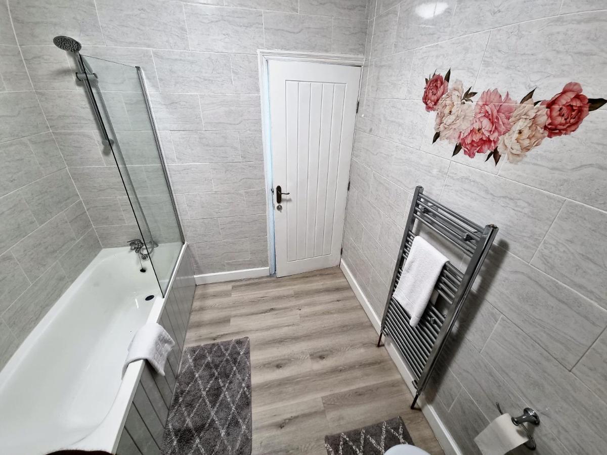 *11br* Setup For Your Amazing Relaxed + Free Parking + Free Fast Wifi *