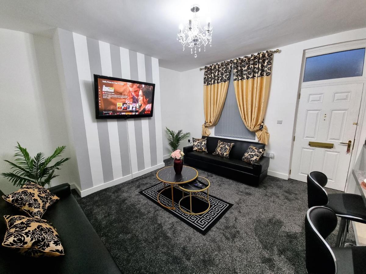 *11br* Setup For Your Amazing Relaxed + Free Parking + Free Fast Wifi * Holiday home *