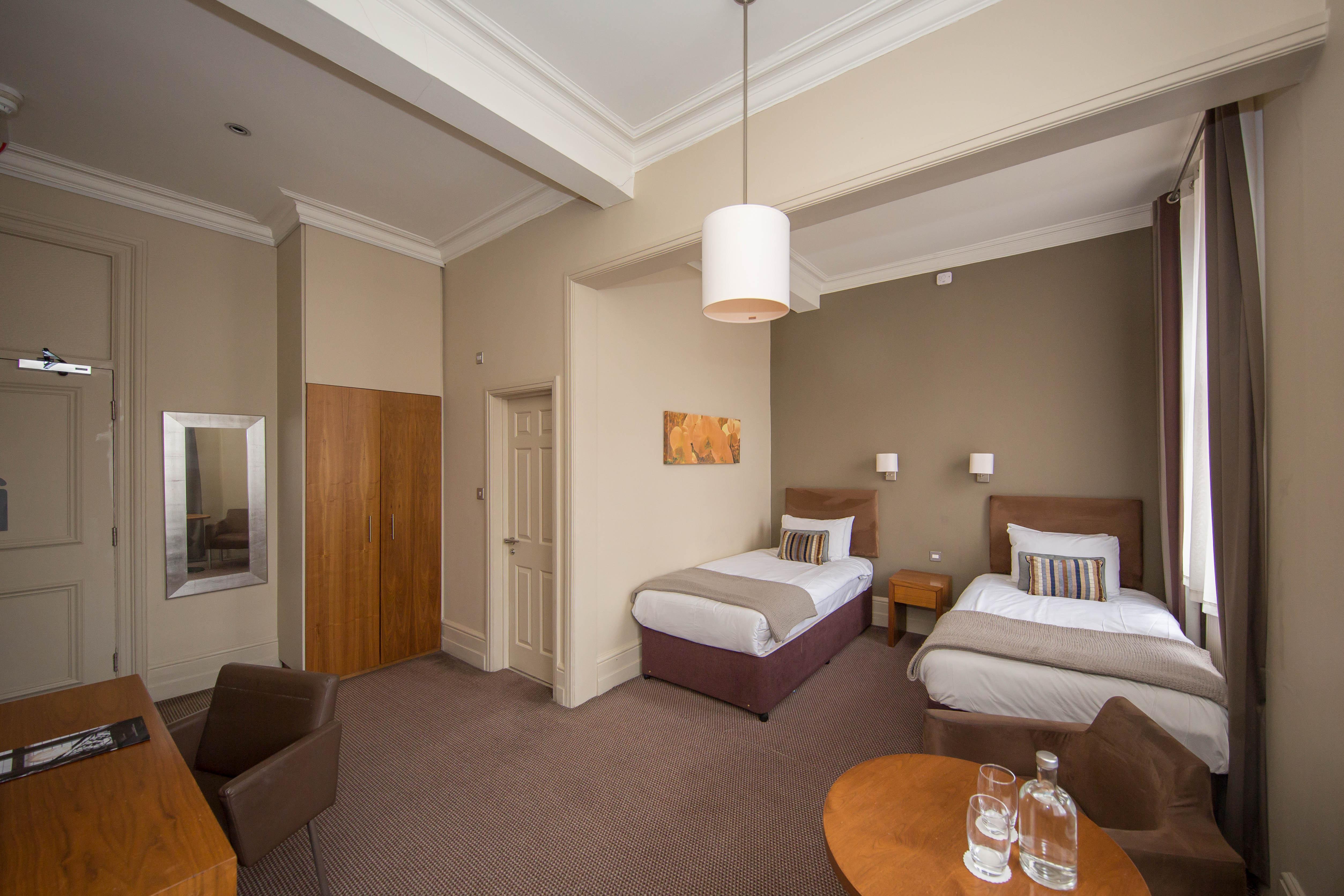 The Met Hotel 4*