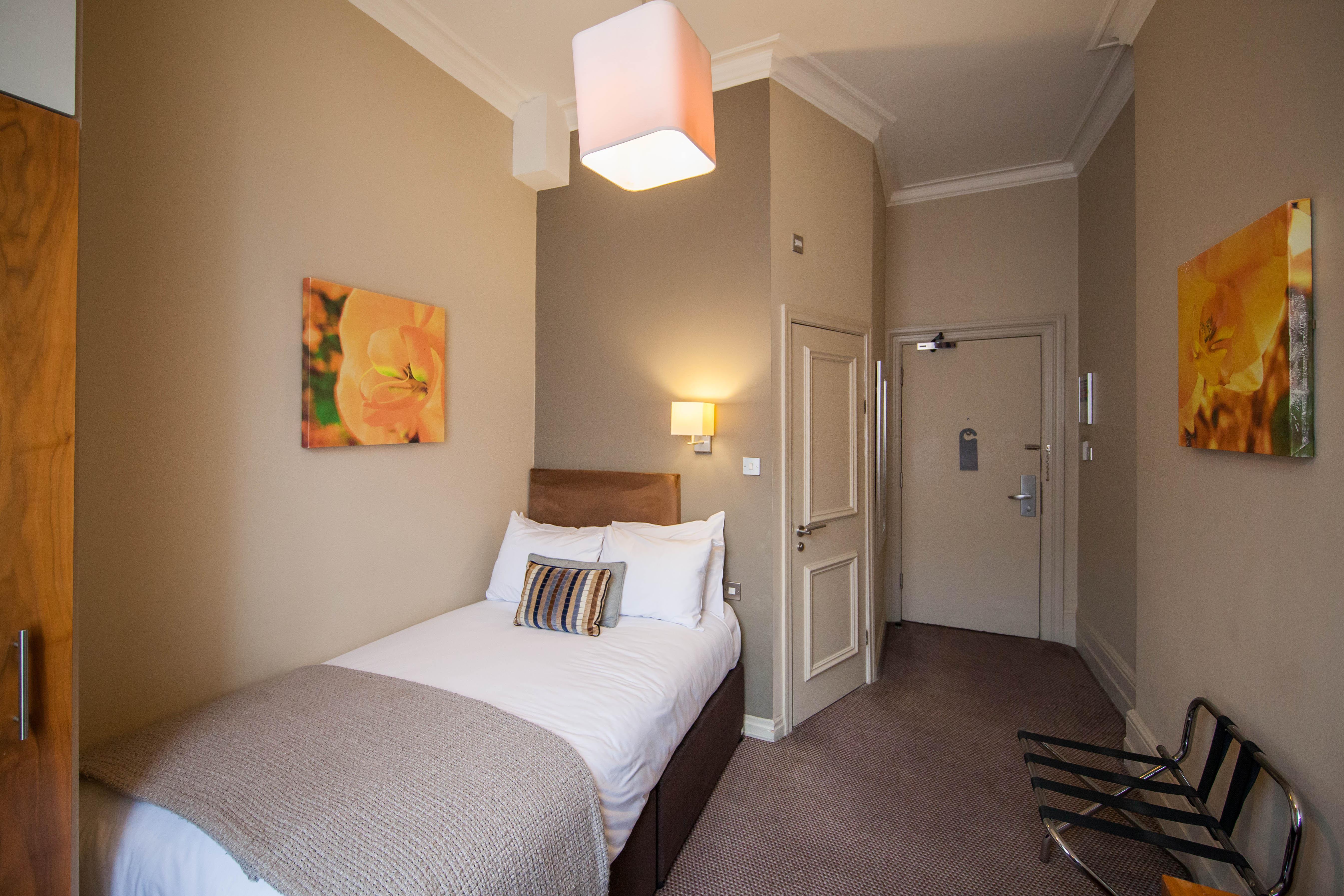 The Met 4*