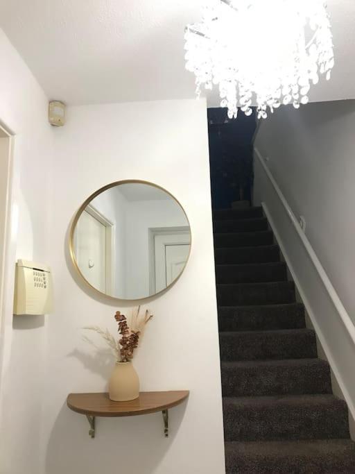 Holiday home Princess 3 Bedroom House + Offstreet Parking +wifi Leeds (West Yorkshire)