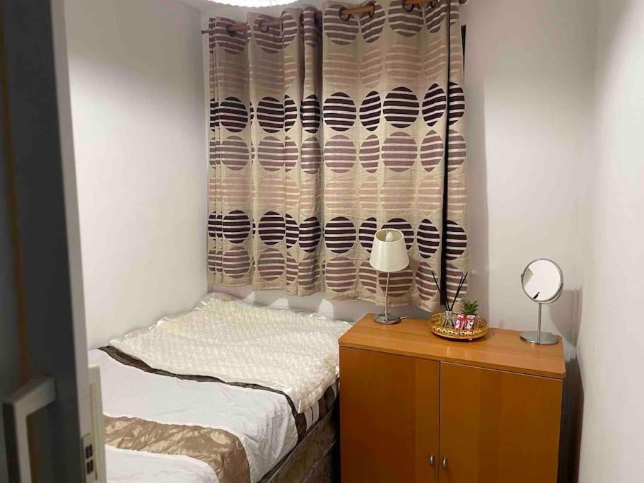 Holiday home Princess 3 Bedroom House + Offstreet Parking +wifi Leeds (West Yorkshire)