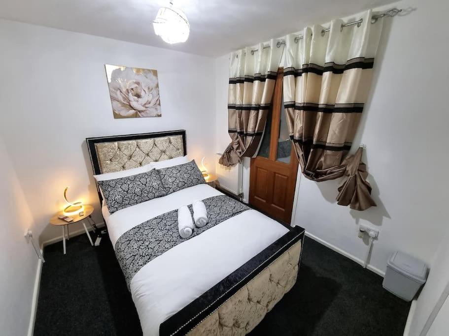 *c.sani* Setup For Your Relaxed & Amazing + Free Parking + Free Fast Wifi * Holiday home *