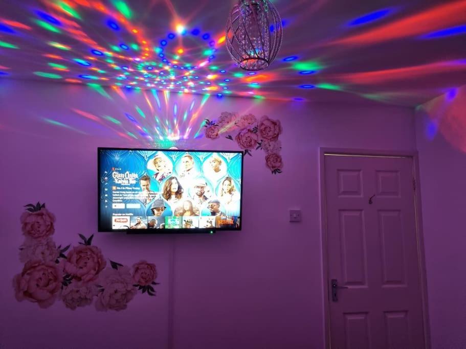 *c.sani* Setup For Your Relaxed & Amazing + Free Parking + Free Fast Wifi * Leeds (West Yorkshire)