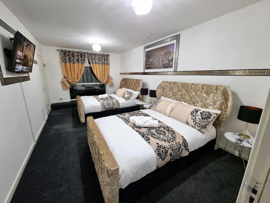 *c.sani* Setup For Your Relaxed & Amazing + Free Parking + Free Fast Wifi * Holiday home Leeds (West Yorkshire)