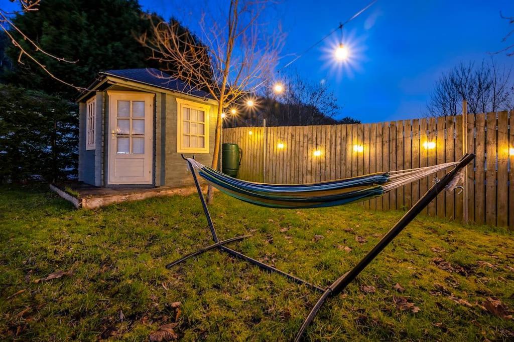 *c.sani* Setup For Your Relaxed & Amazing + Free Parking + Free Fast Wifi * Holiday home Leeds (West Yorkshire)