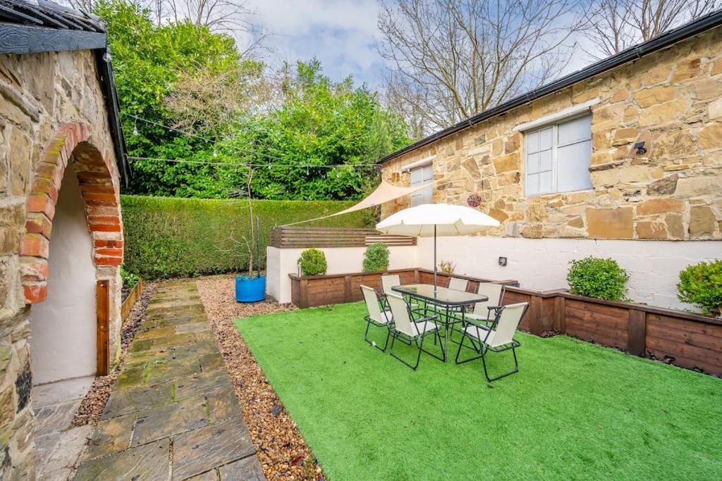 *c.sani* Setup For Your Relaxed & Amazing + Free Parking + Free Fast Wifi * Leeds (West Yorkshire)