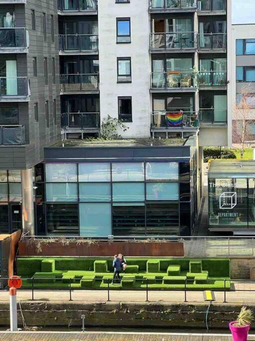 Apartment Leeds Clarence Dock 2 Bedroom Apt Leeds (West Yorkshire)