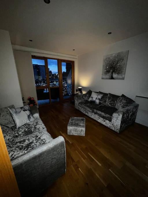 Apartment Leeds Clarence Dock 2 Bedroom Apt *
