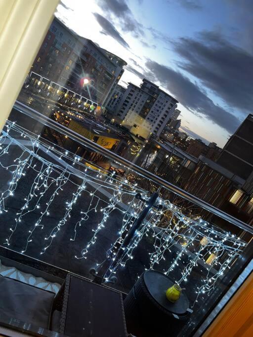Apartment Leeds Clarence Dock 2 Bedroom Apt Leeds (West Yorkshire)