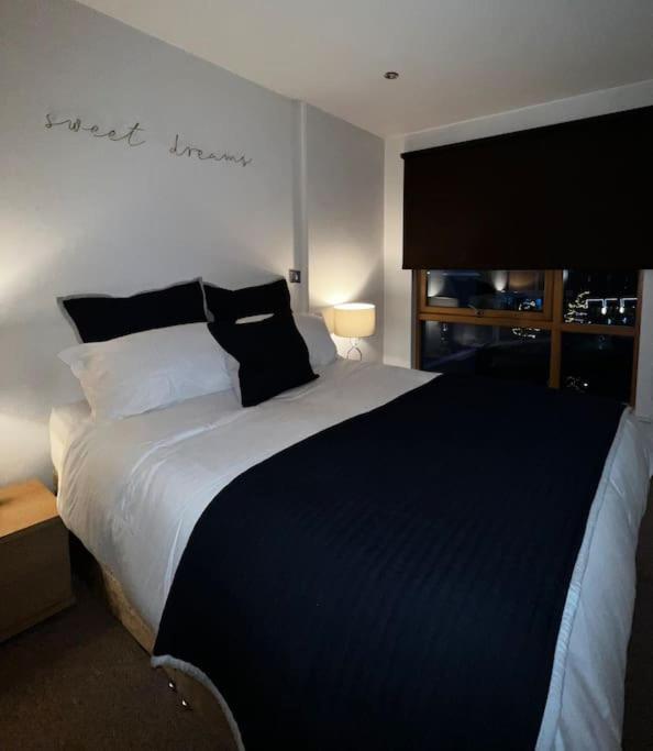 Apartment Leeds Clarence Dock 2 Bedroom Apt