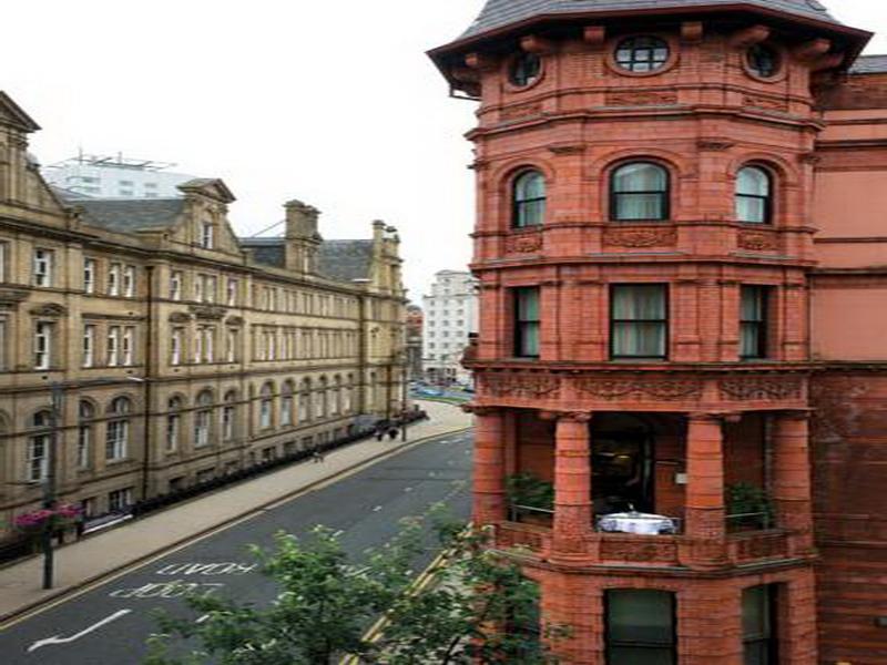 Quebecs Hotel 4*