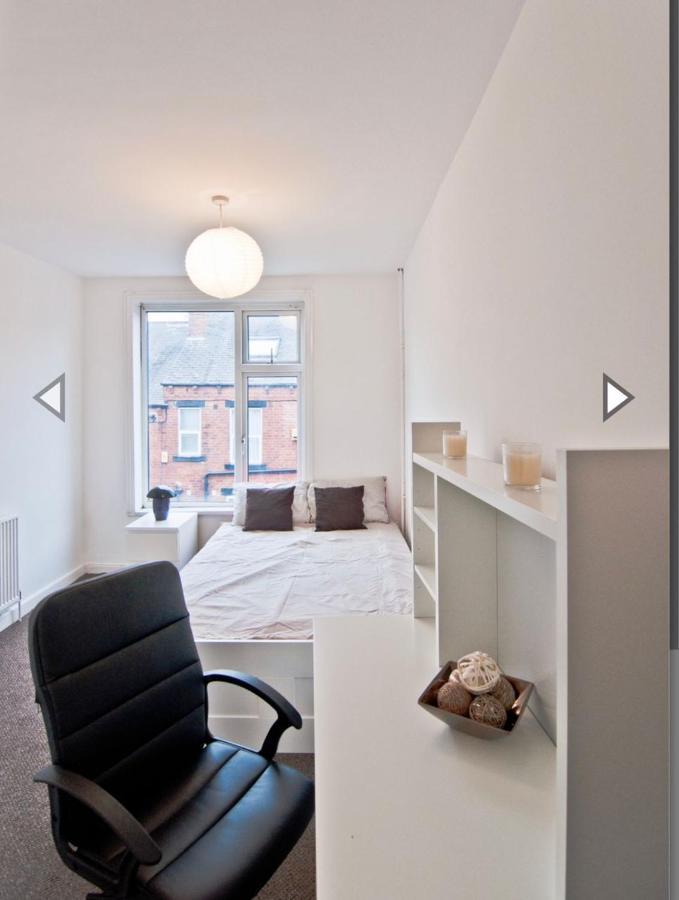 Budget Double Close To Leeds And Centre