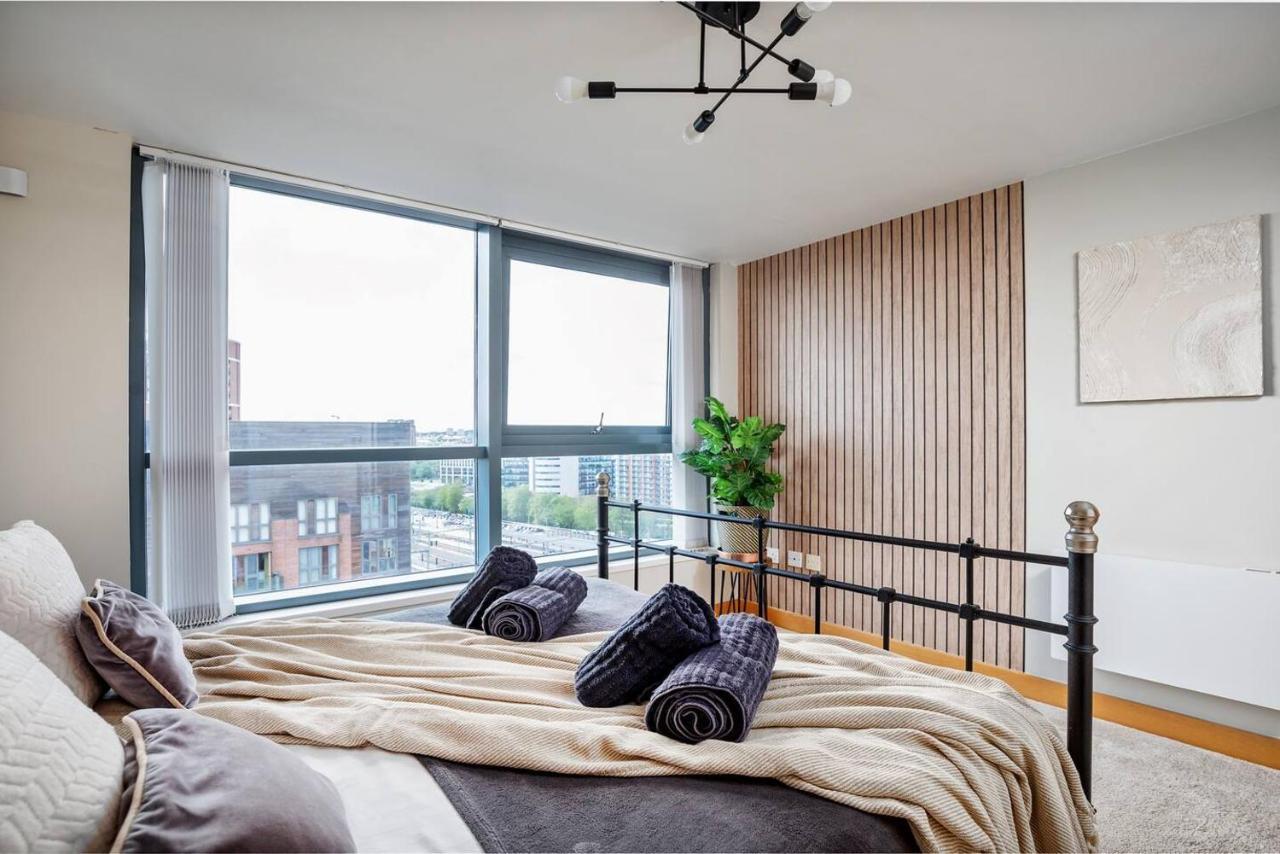 The Exquisite Penthouse Of Leeds - Sleeps 8 * Leeds (West Yorkshire)